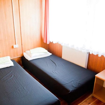 Camping Oaza Blonie Kornik Domki Standard - 3 Pokoje מראה חיצוני תמונה