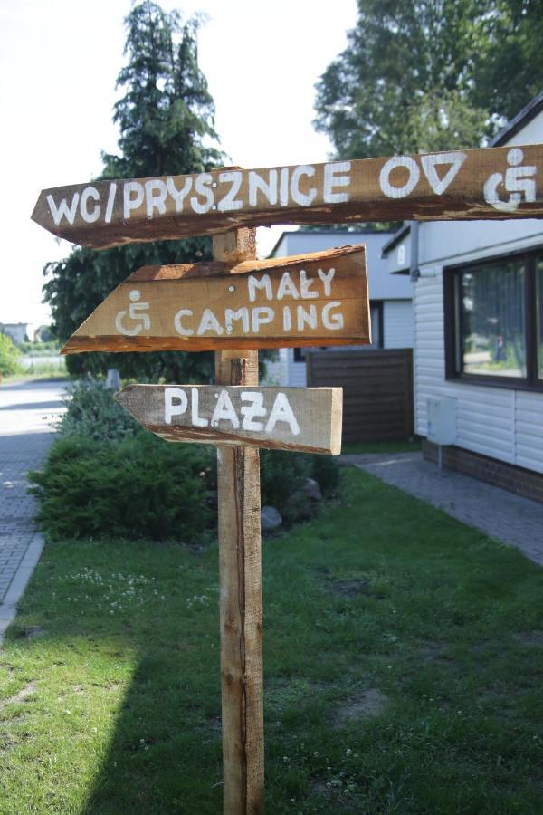 Camping Oaza Blonie Kornik Domki Standard - 3 Pokoje מראה חיצוני תמונה