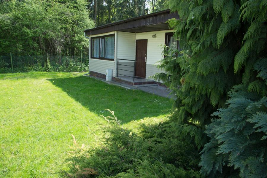 Camping Oaza Blonie Kornik Domki Standard - 3 Pokoje מראה חיצוני תמונה